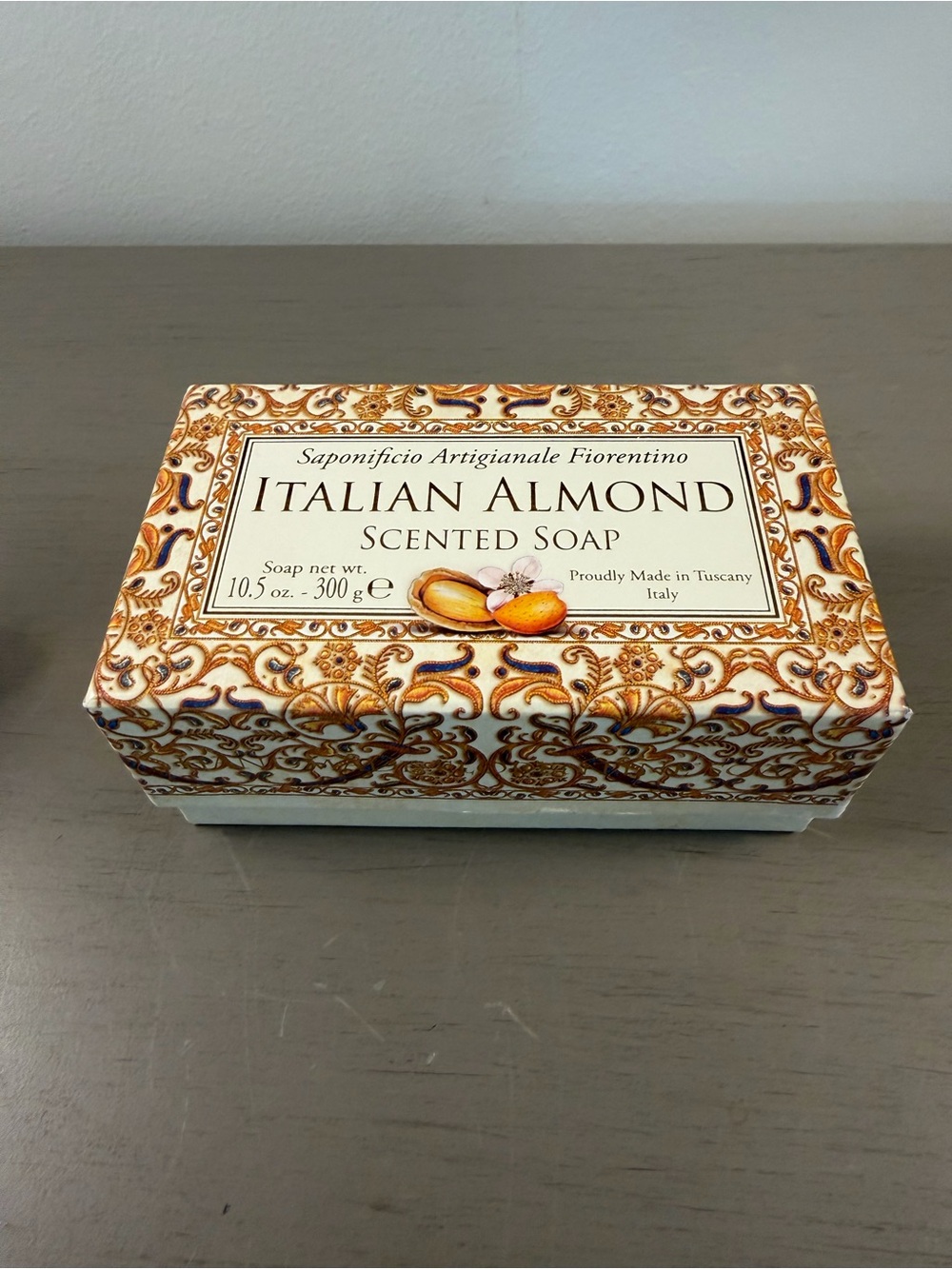 Saponificio Artigianale Fiorentino Italian Almond Scented Luxury Bar Soap 10.5oz